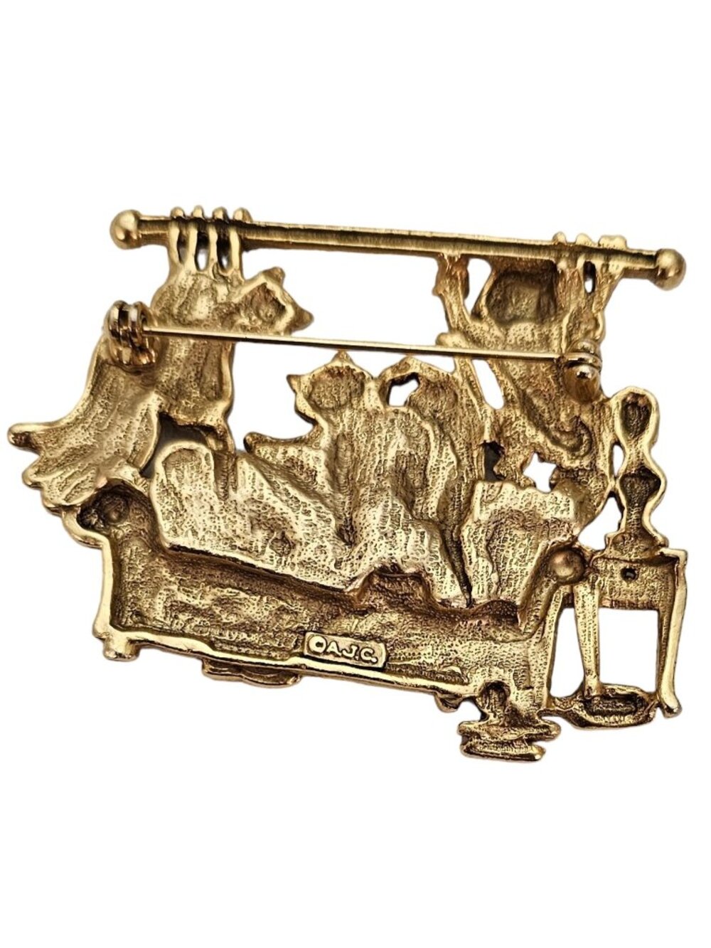 Vintage AJC Gold Tone Naughty Cats Brooch, Signed L375 - Picture 4 of 8